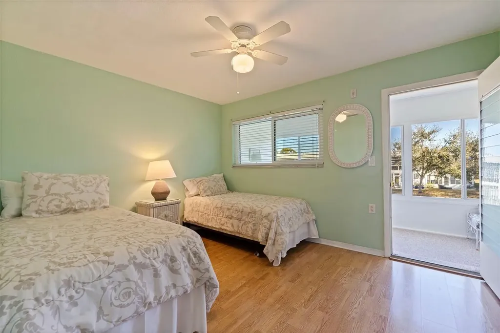 8221 112th Street Seminole FL 33772