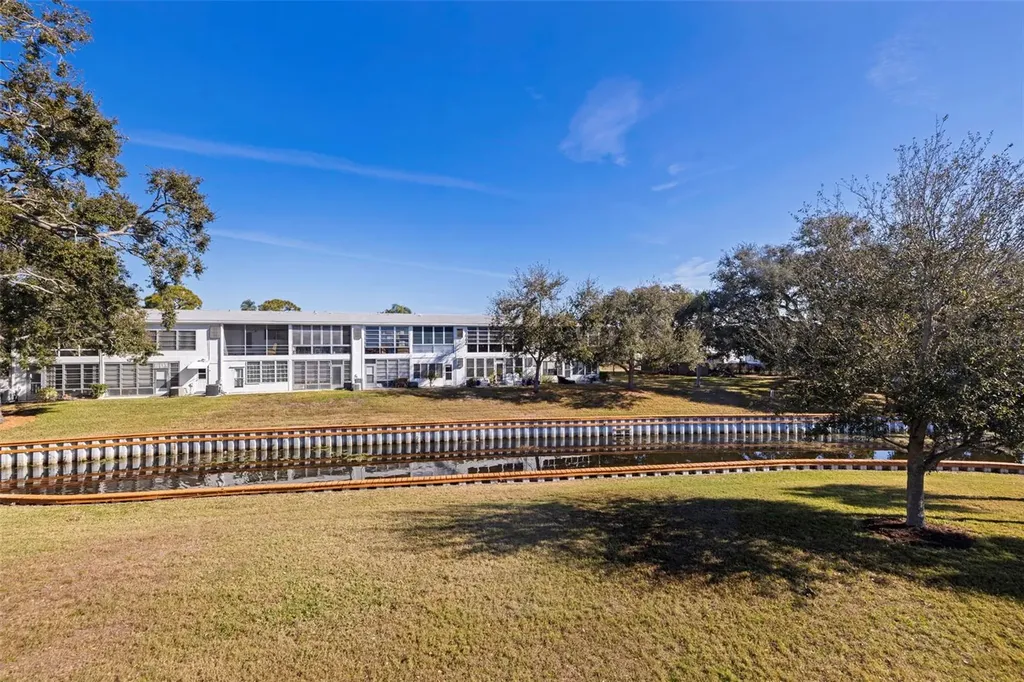8221 112th Street Seminole FL 33772