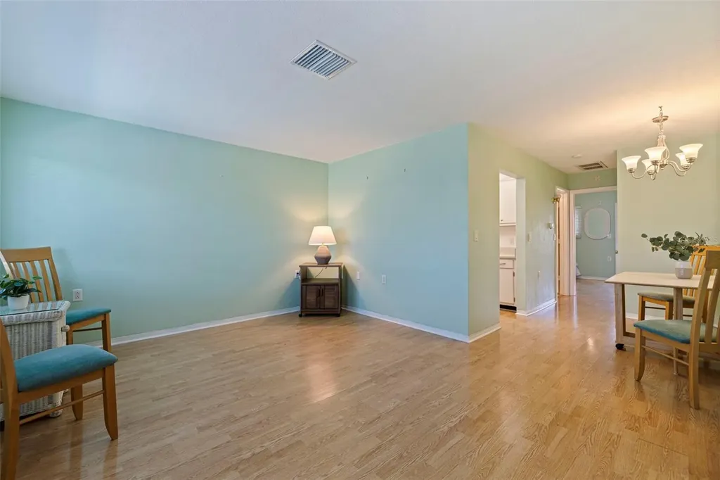 8221 112th Street Seminole FL 33772