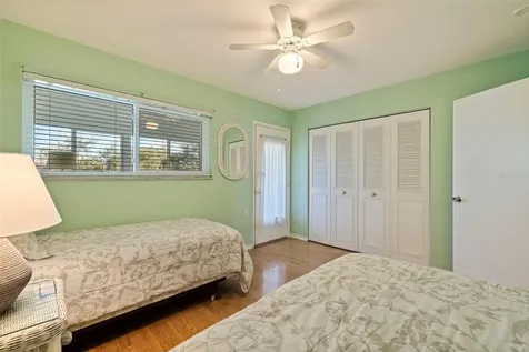 8221 112th Street Seminole FL 33772