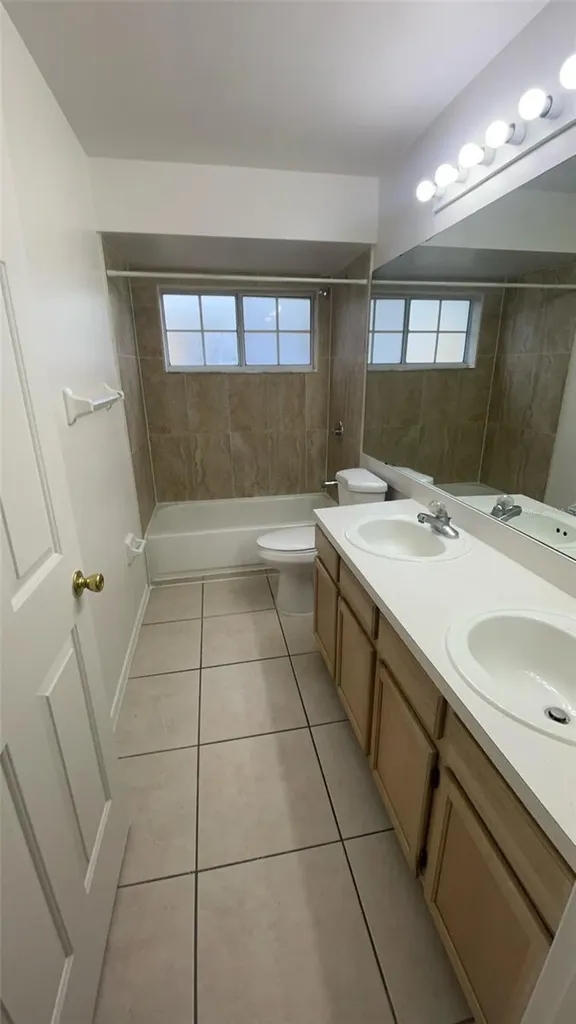 3236 Brewster Drive Kissimmee FL 34743