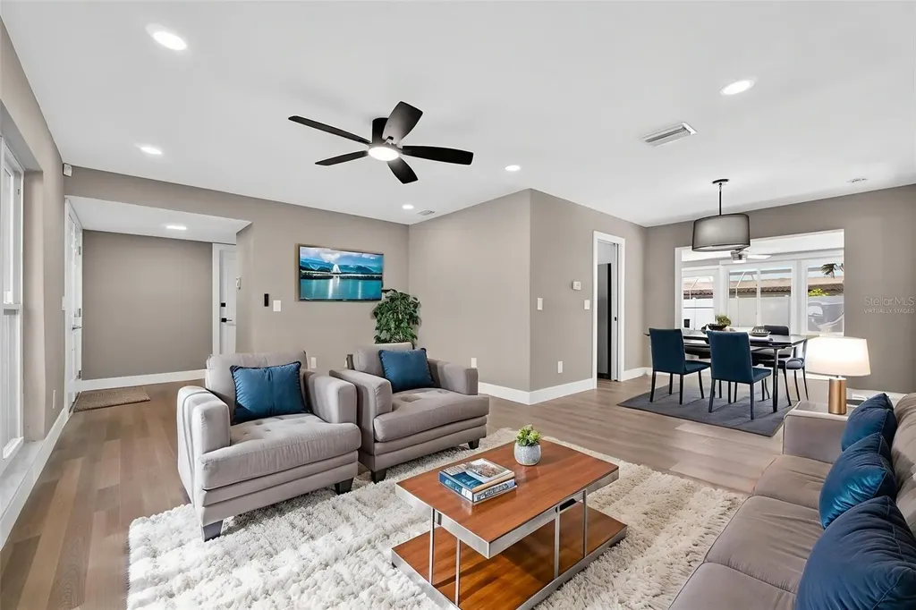 2161 Wateroak Drive N Clearwater FL 33764