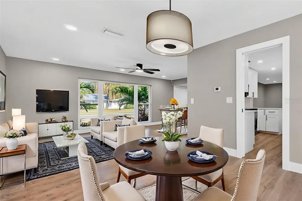 2161 Wateroak Drive N Clearwater FL 33764