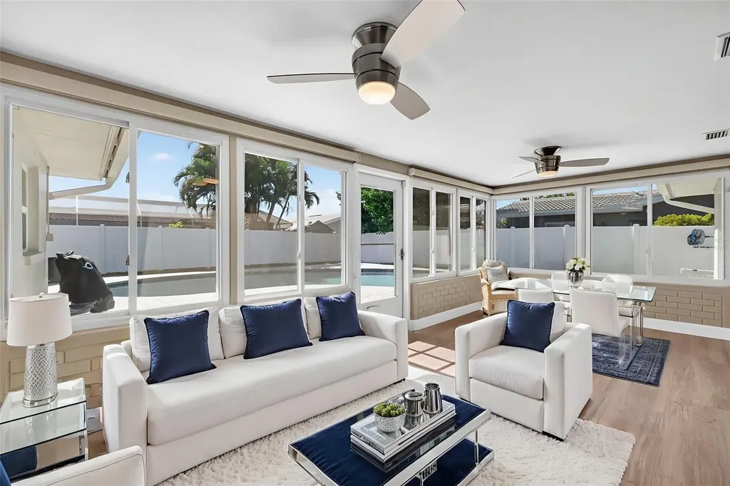 2161 Wateroak Drive N Clearwater FL 33764