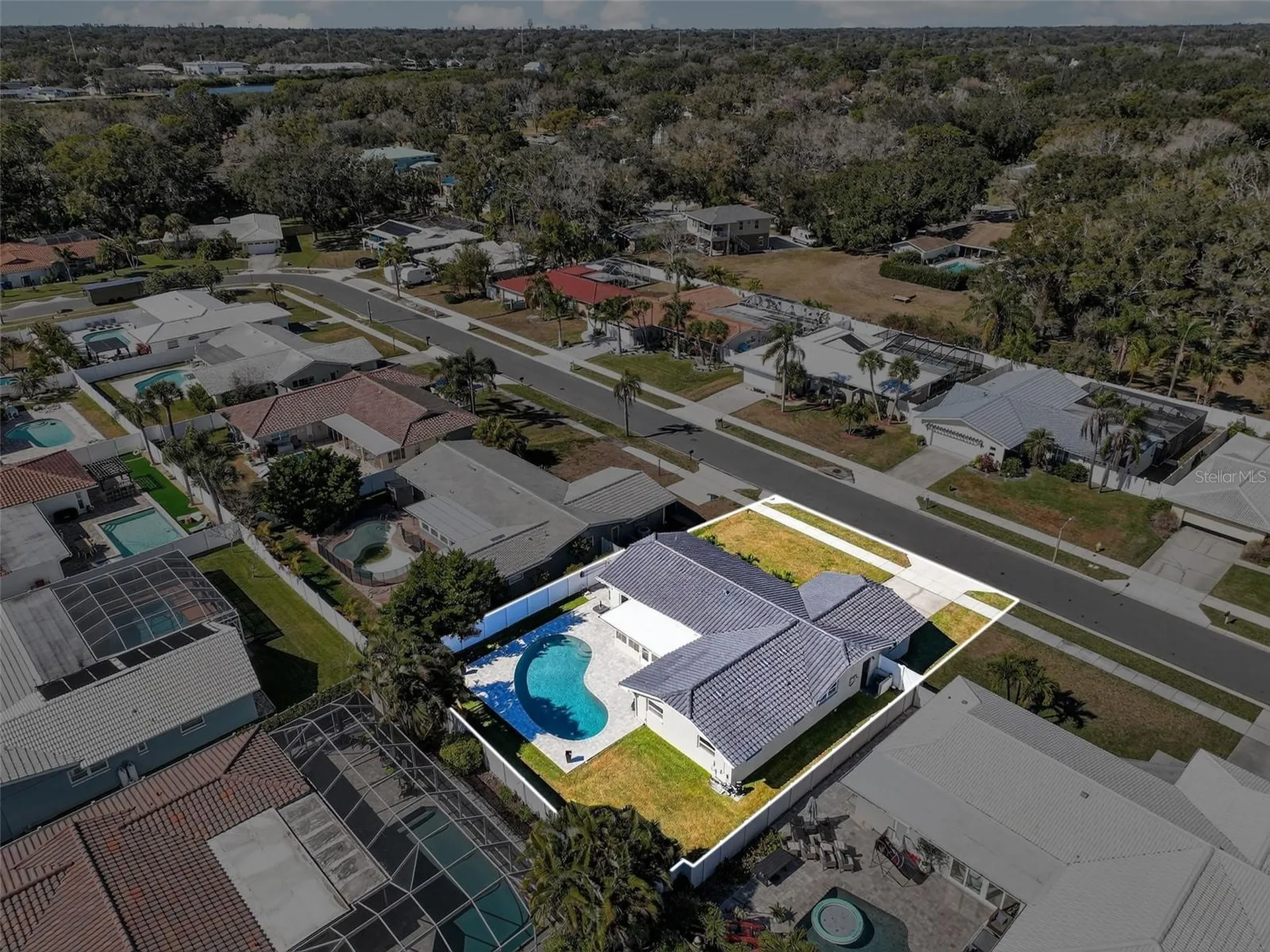2161 Wateroak Drive N Clearwater FL 33764