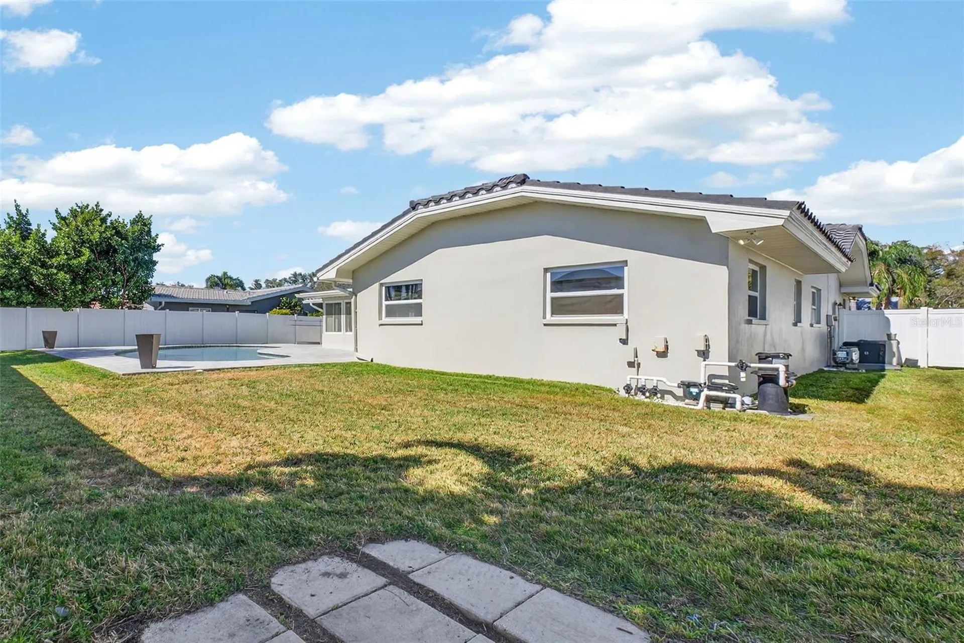 2161 Wateroak Drive N Clearwater FL 33764