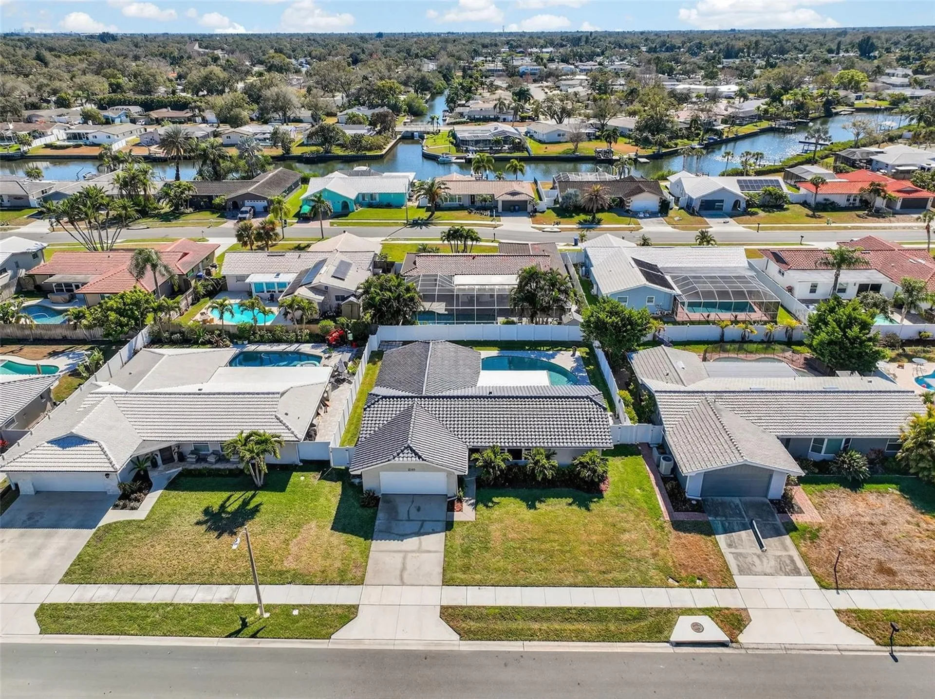 2161 Wateroak Drive N Clearwater FL 33764
