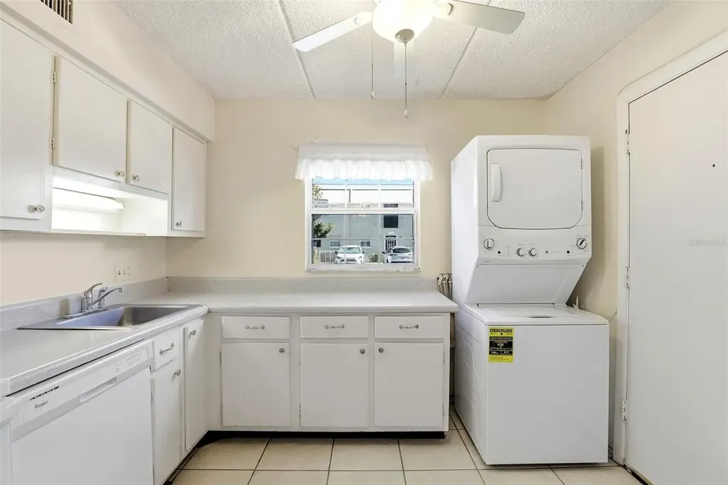 525 Conway Road Orlando FL 32807