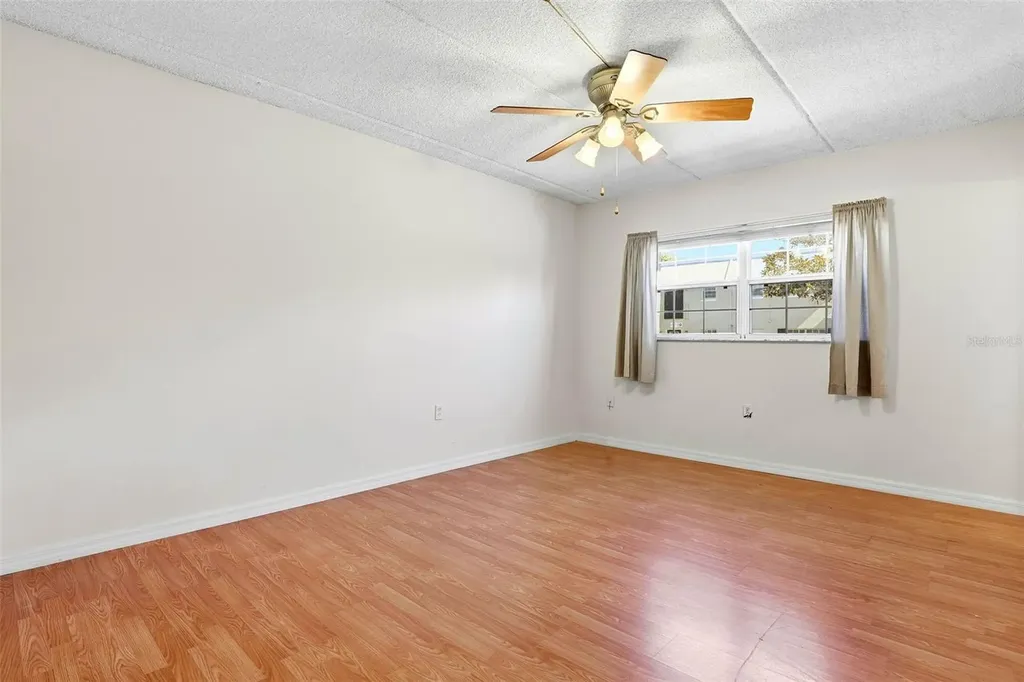 525 Conway Road Orlando FL 32807