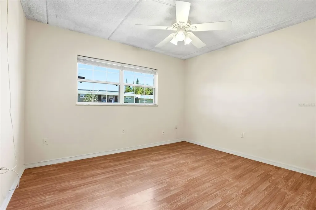 525 Conway Road Orlando FL 32807