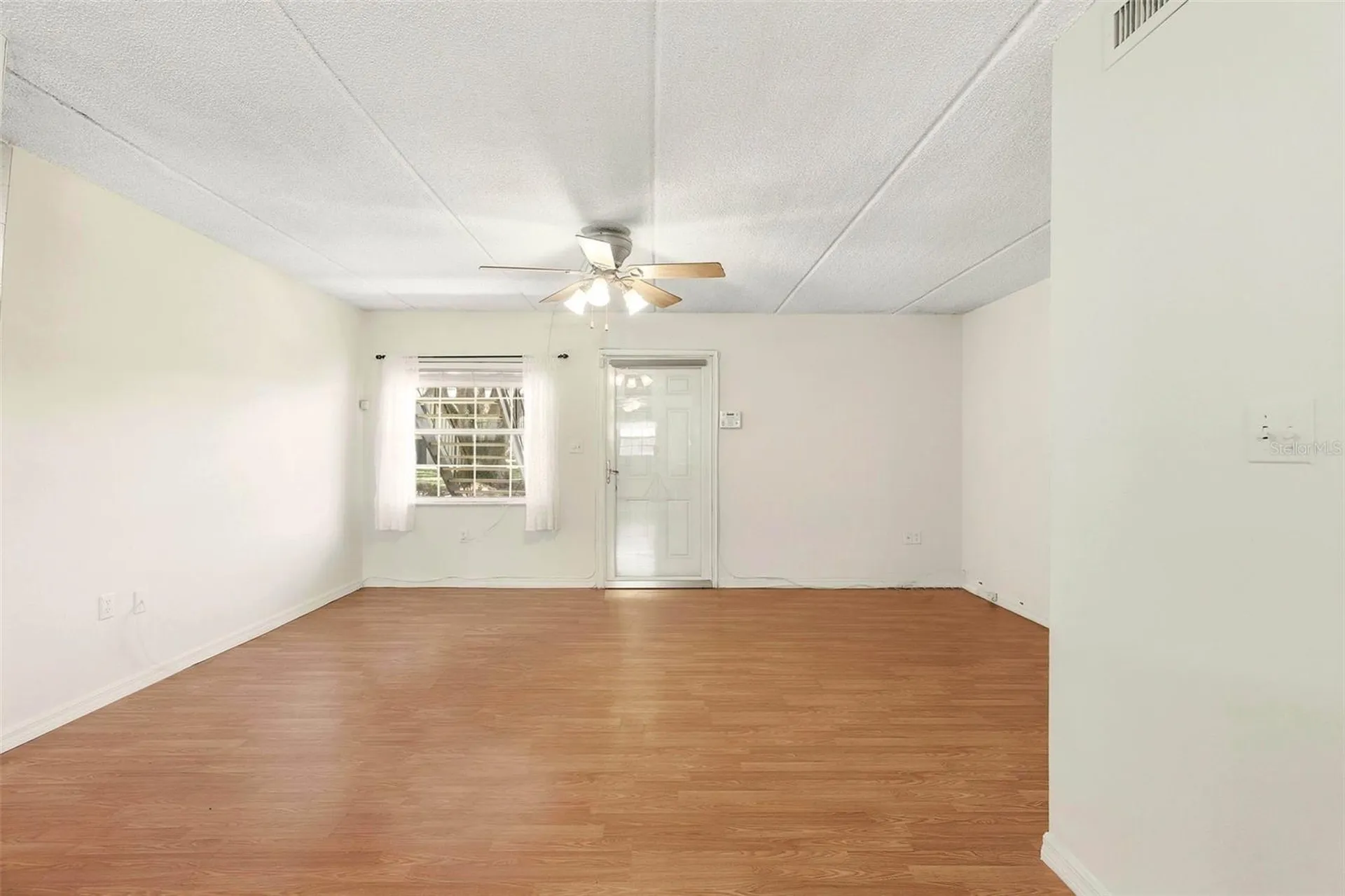 525 Conway Road Orlando FL 32807
