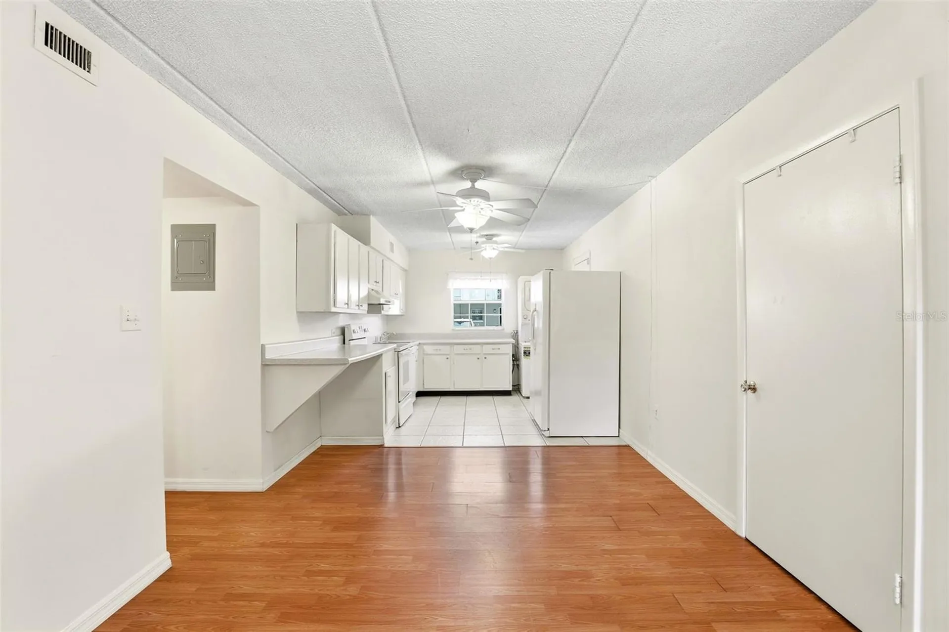 525 Conway Road Orlando FL 32807