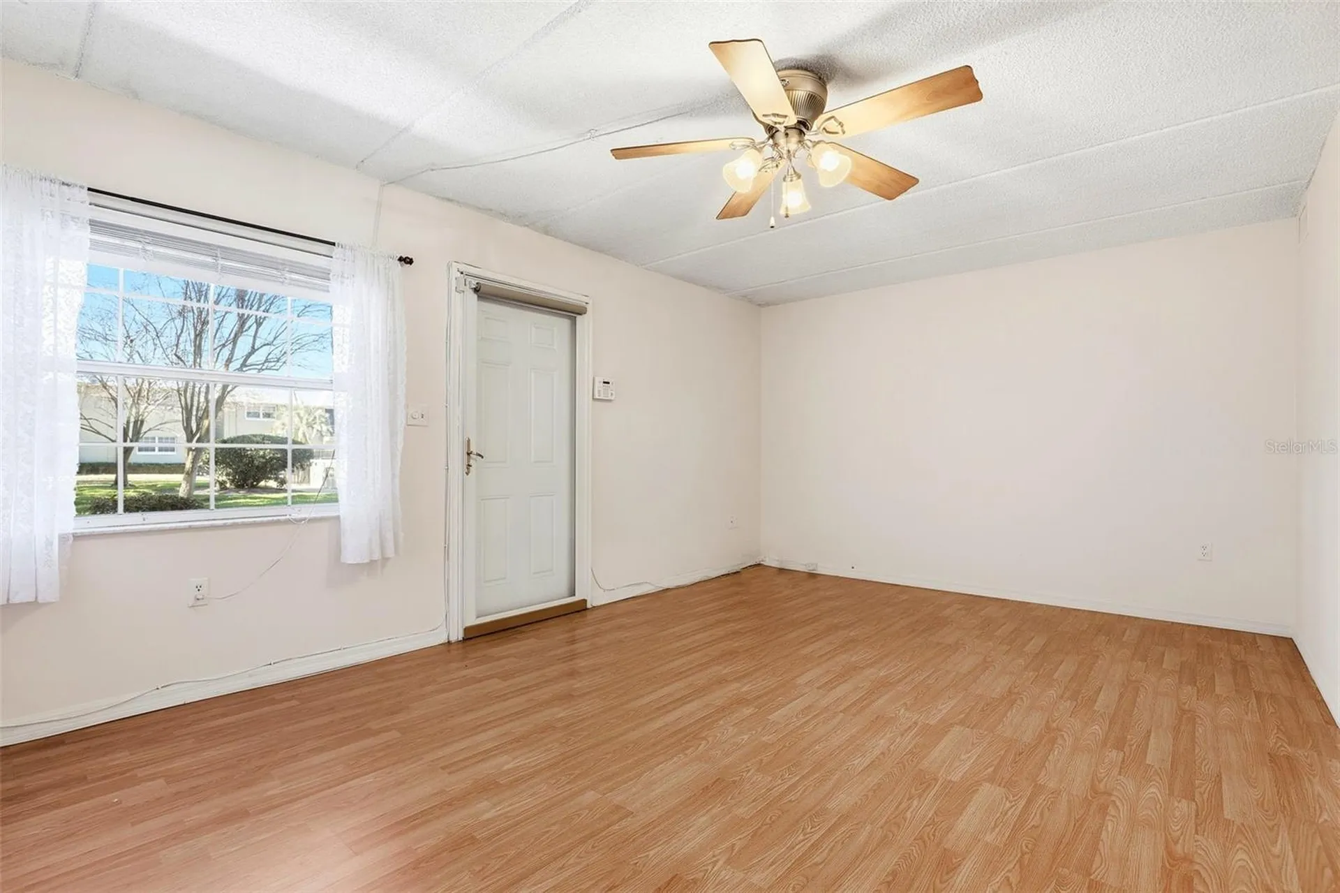 525 Conway Road Orlando FL 32807