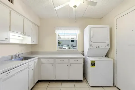 525 Conway Road Orlando FL 32807