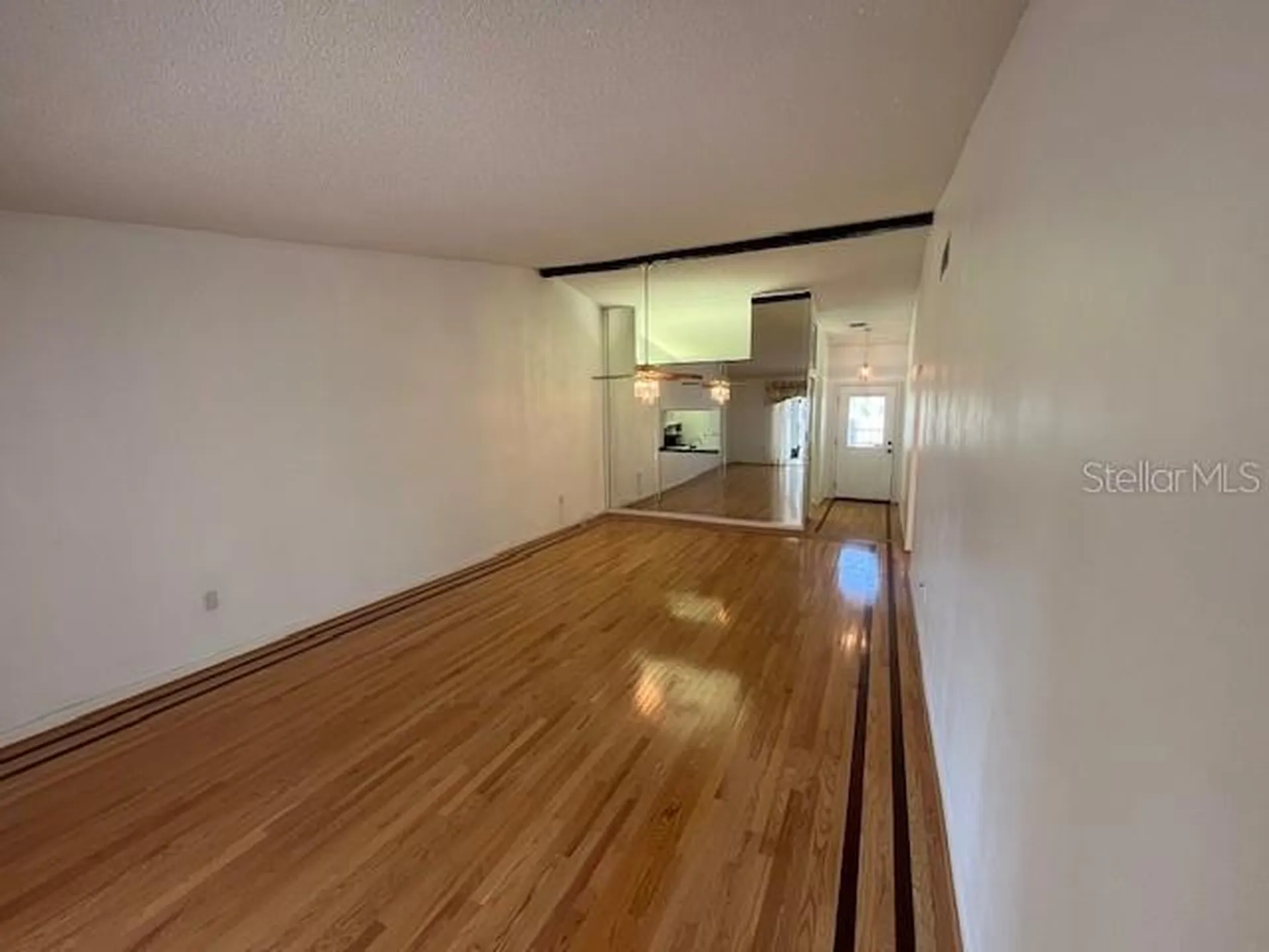 1725 Pine Ridge Way E Palm Harbor FL 34684