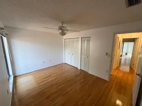 1725 Pine Ridge Way E Palm Harbor FL 34684