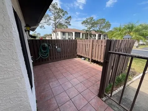 1725 Pine Ridge Way E Palm Harbor FL 34684