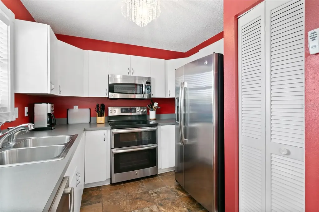 2511 Avenue C Bradenton Beach FL 34217
