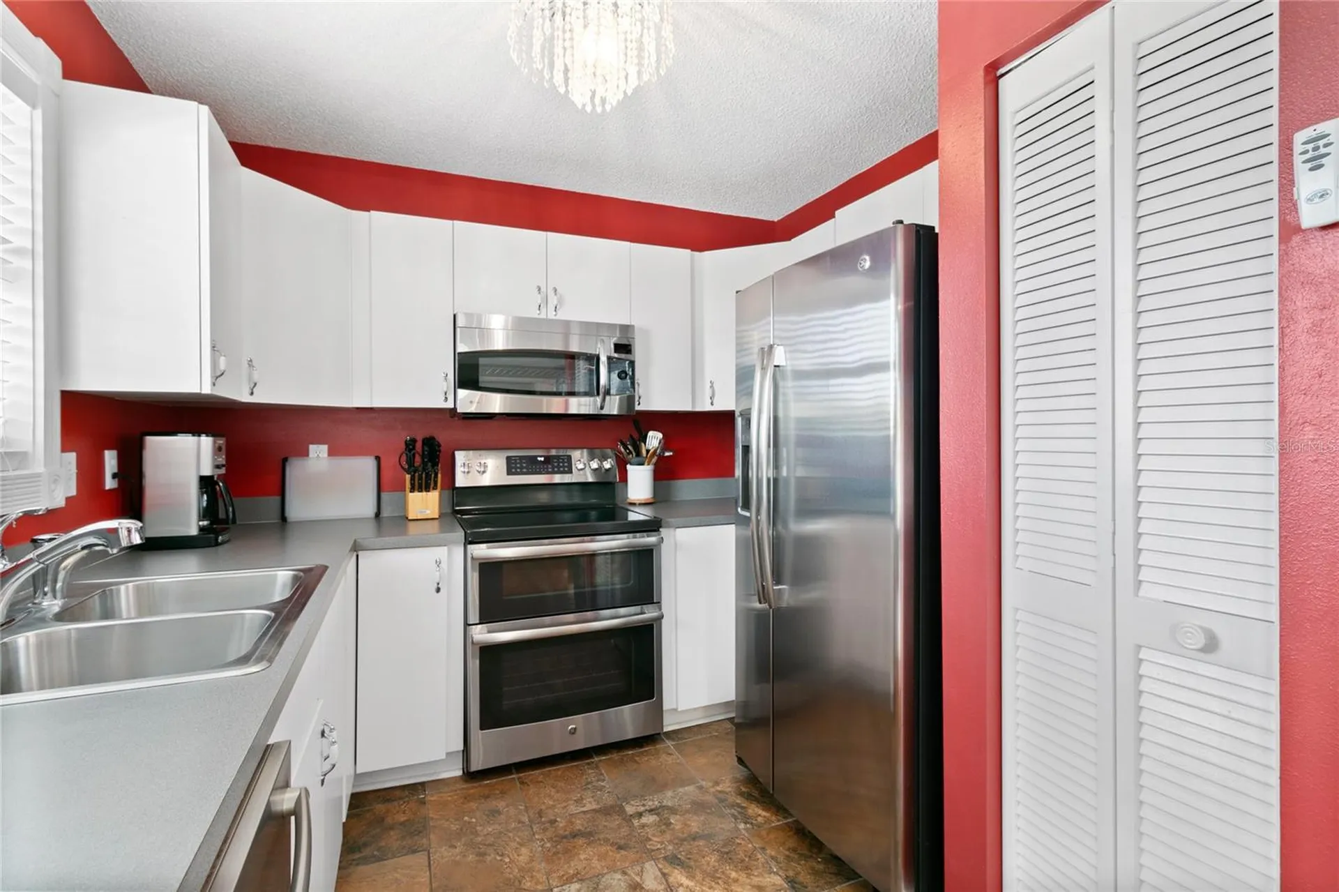 2511 Avenue C Bradenton Beach FL 34217