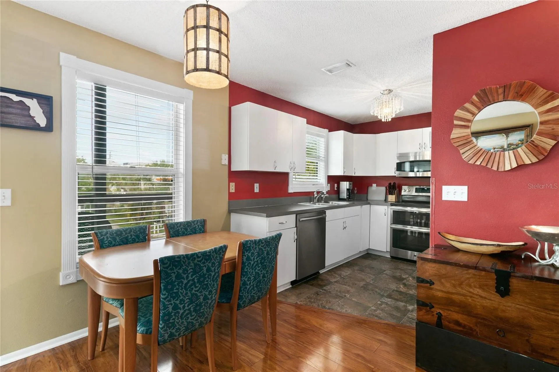 2511 Avenue C Bradenton Beach FL 34217