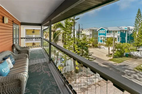 2511 Avenue C Bradenton Beach FL 34217