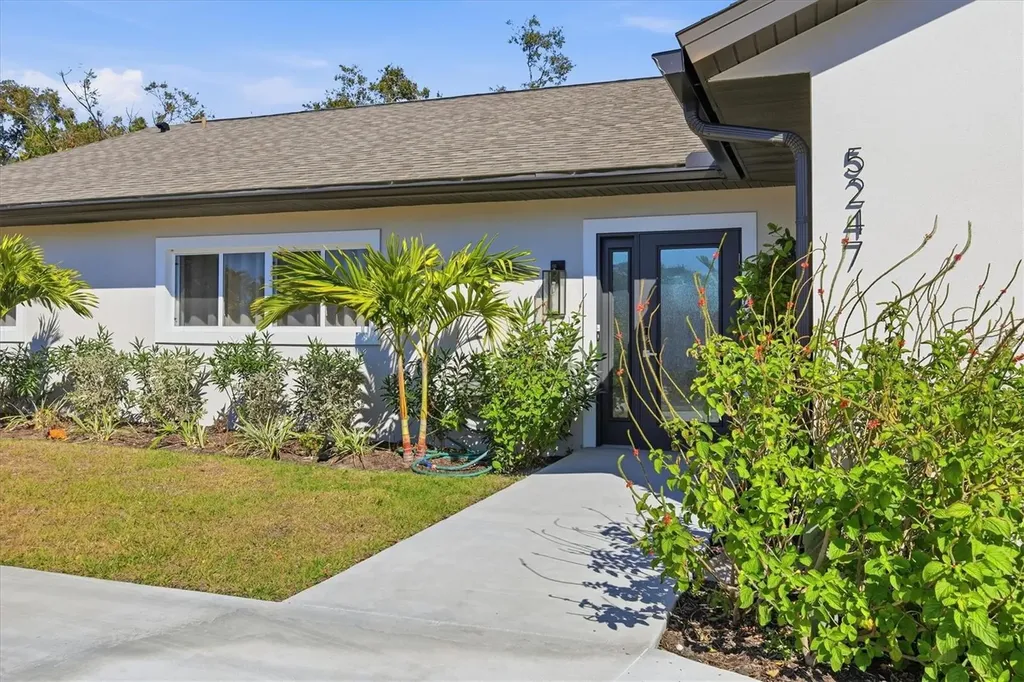 5247 Carmilfra Drive Sarasota FL 34231