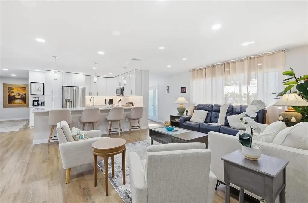 5247 Carmilfra Drive Sarasota FL 34231