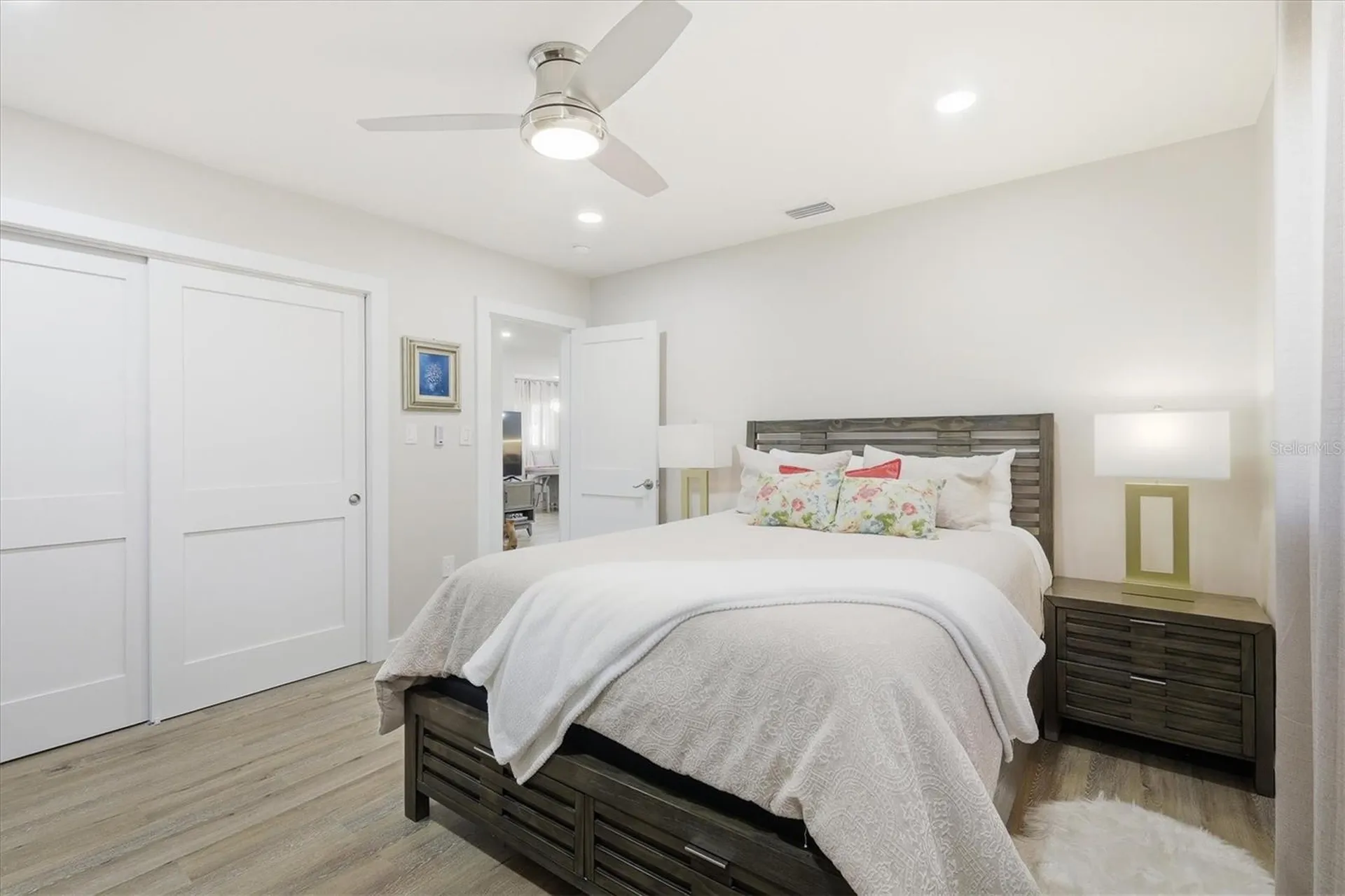 5247 Carmilfra Drive Sarasota FL 34231