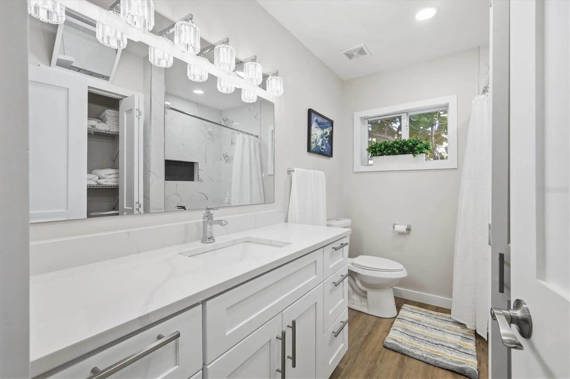 5247 Carmilfra Drive Sarasota FL 34231