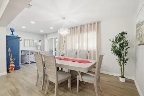 5247 Carmilfra Drive Sarasota FL 34231