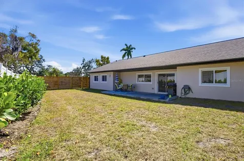 5247 Carmilfra Drive Sarasota FL 34231