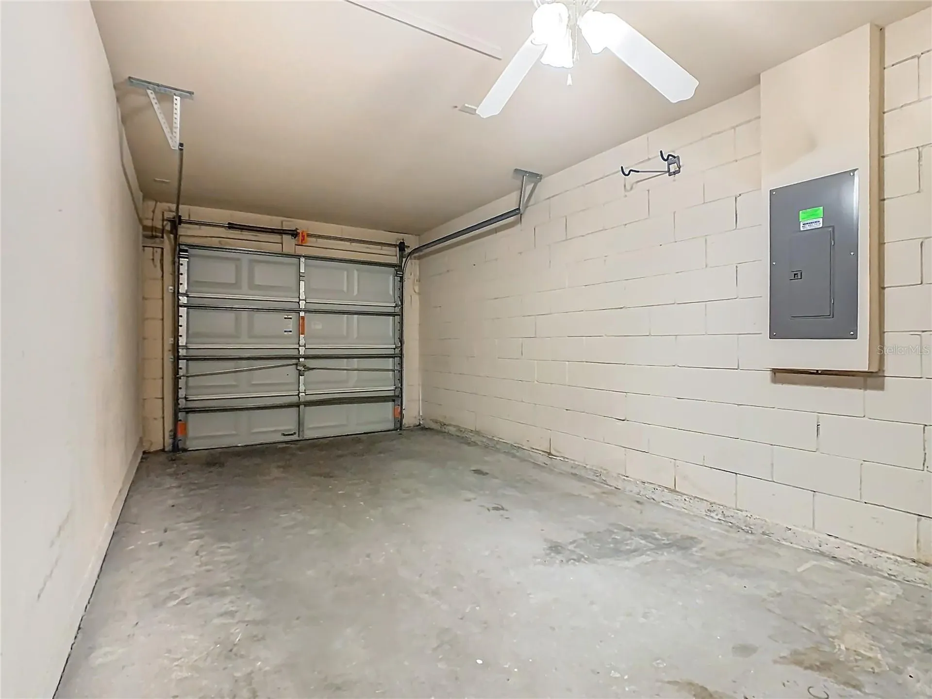 1958 Royal Ridge Drive Davenport FL 33896