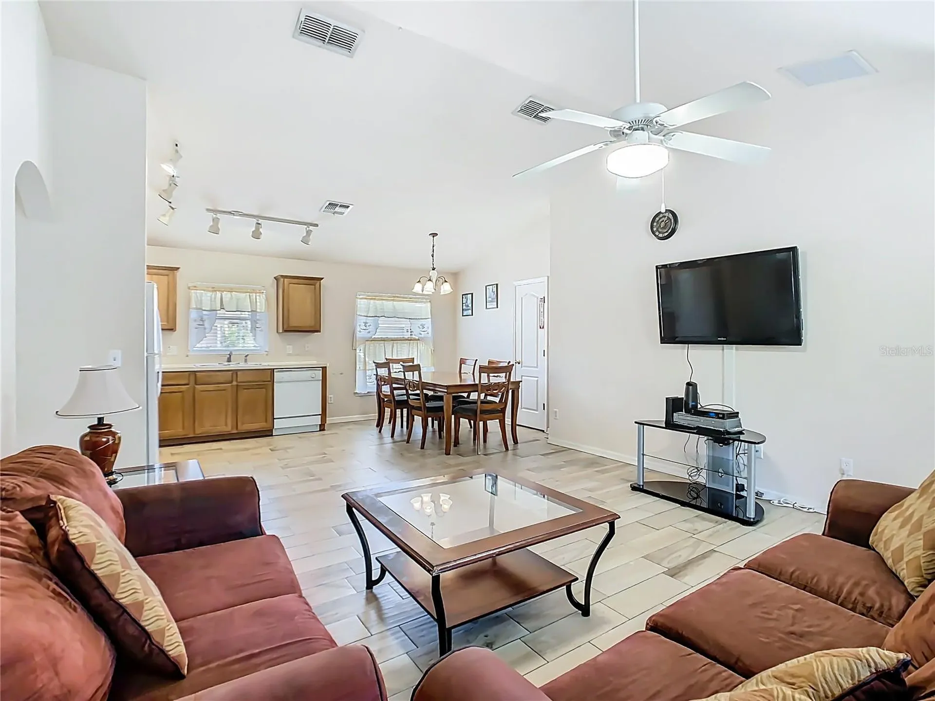 1958 Royal Ridge Drive Davenport FL 33896