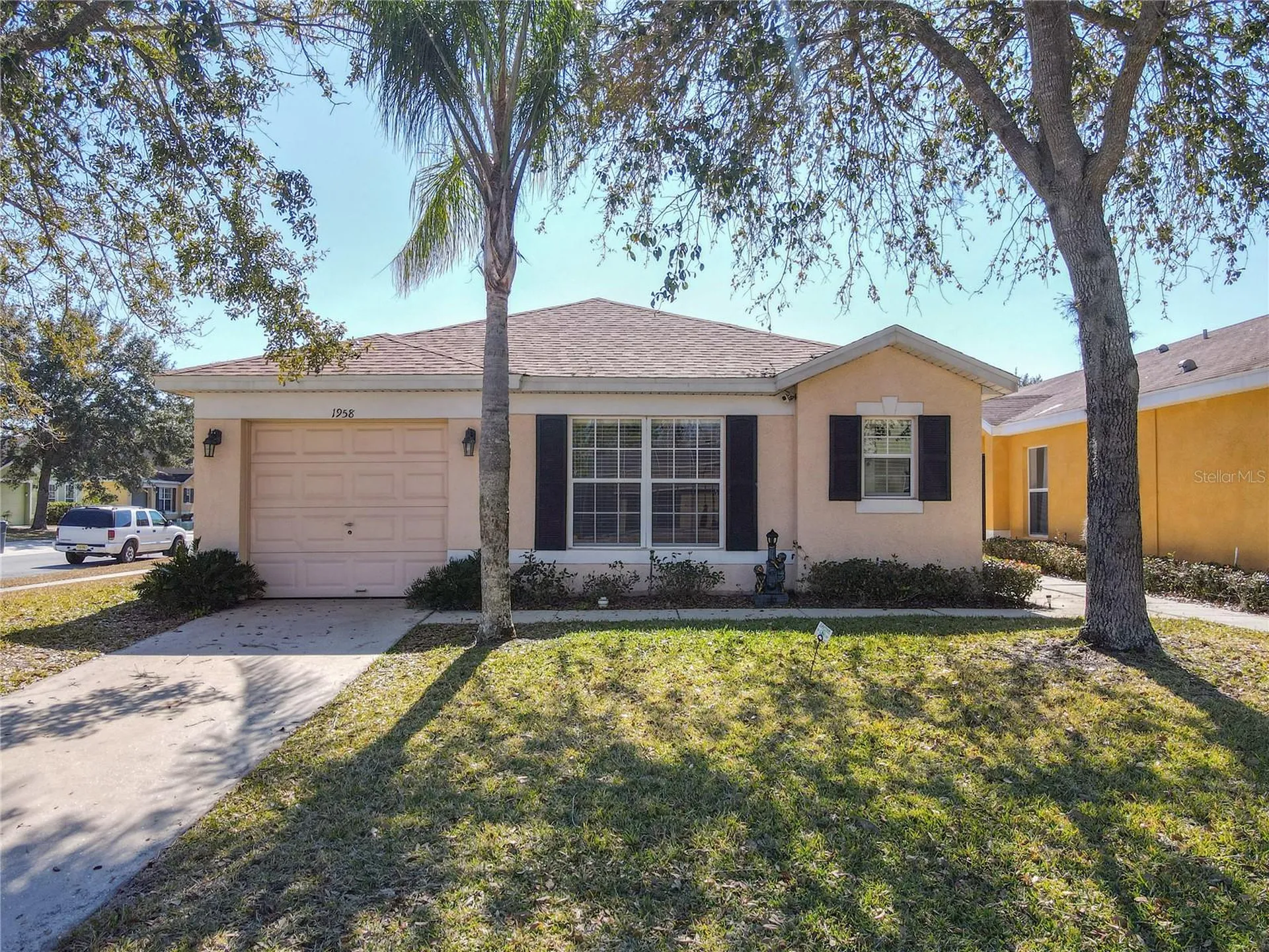 1958 Royal Ridge Drive Davenport FL 33896