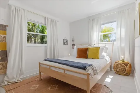 6990 Grevilla Avenue S South Pasadena FL 33707