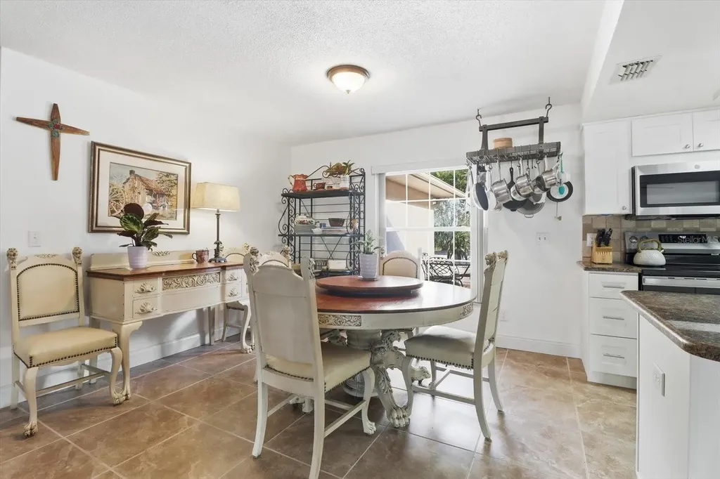 11290 W Amerindian Court Crystal River FL 34429