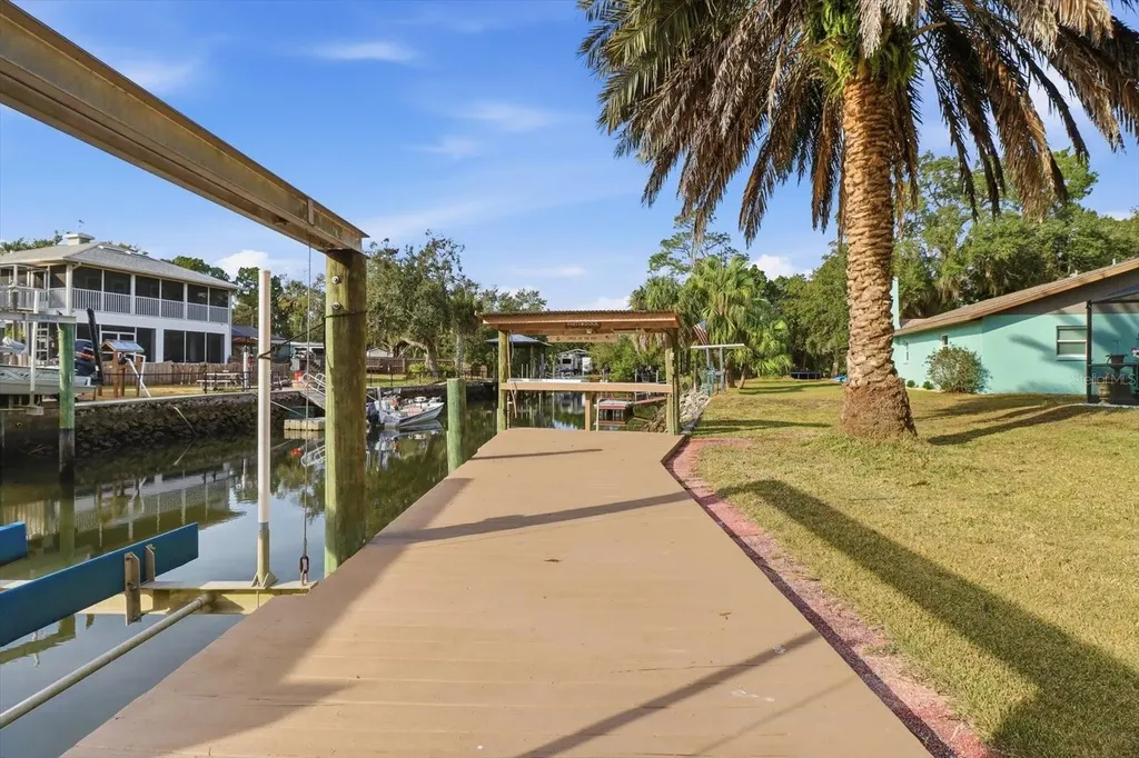 11290 W Amerindian Court Crystal River FL 34429
