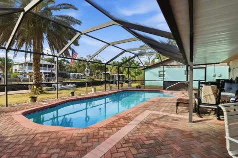 11290 W Amerindian Court Crystal River FL 34429