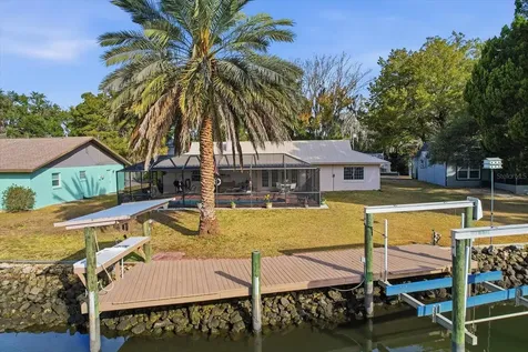11290 W Amerindian Court Crystal River FL 34429