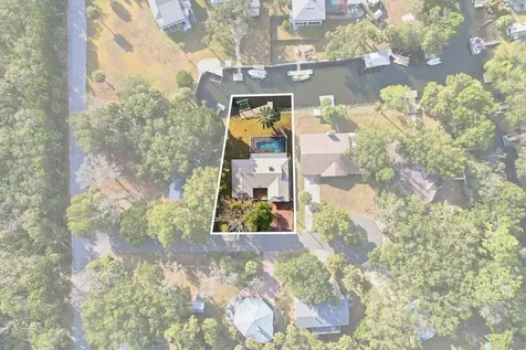 11290 W Amerindian Court Crystal River FL 34429