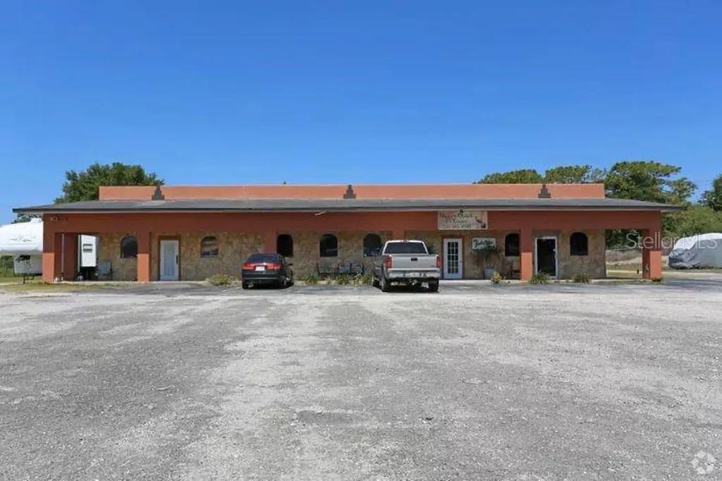 5273 Treiman Boulevard Dade City FL 33523