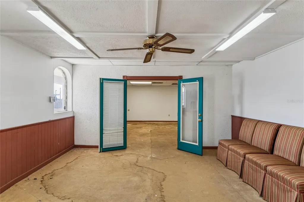 5273 Treiman Boulevard Dade City FL 33523