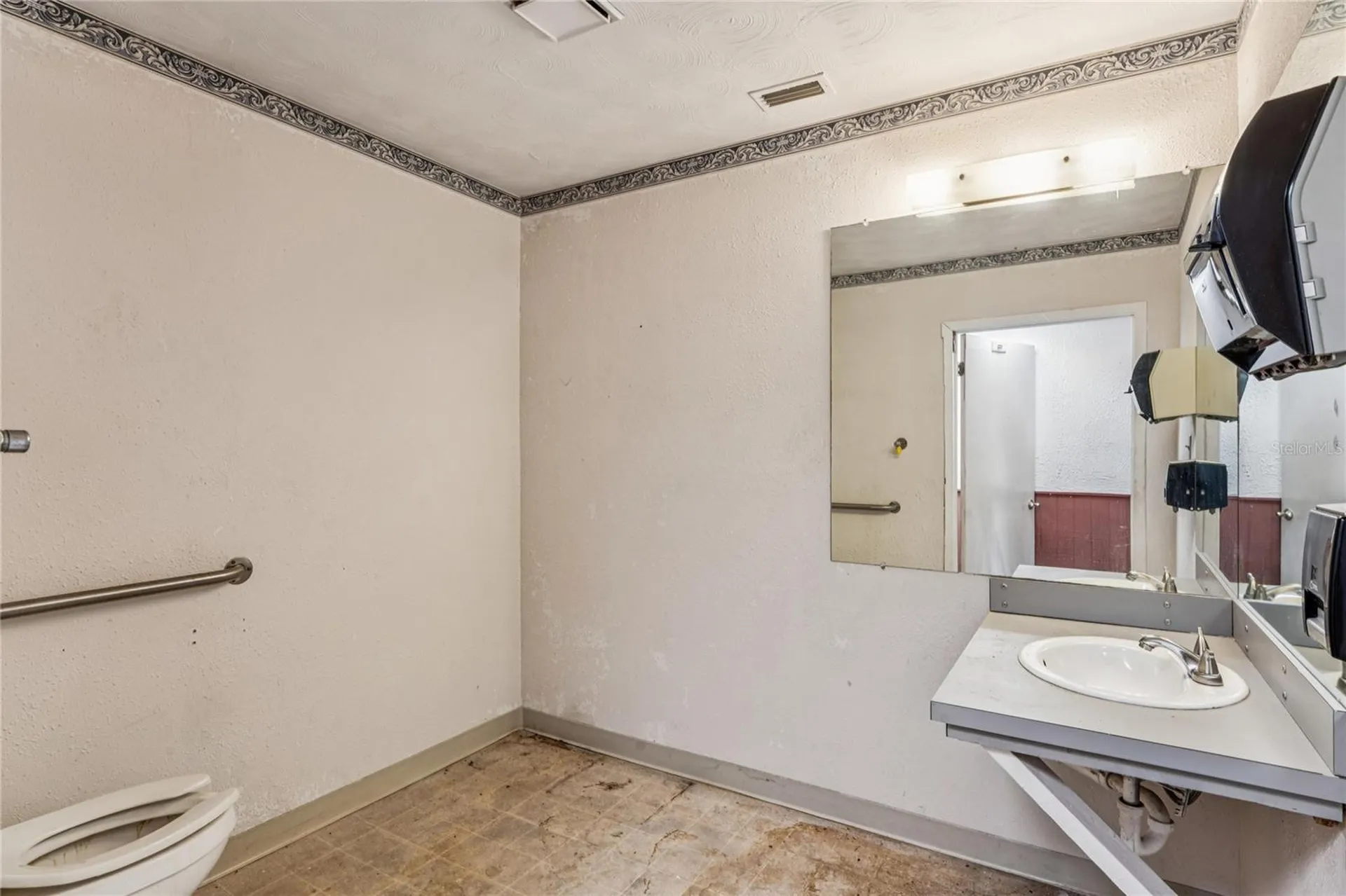 5273 Treiman Boulevard Dade City FL 33523