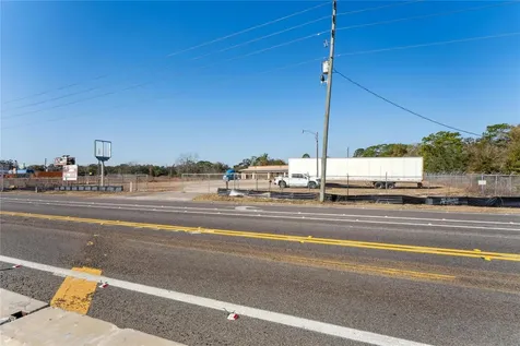 5273 Treiman Boulevard Dade City FL 33523
