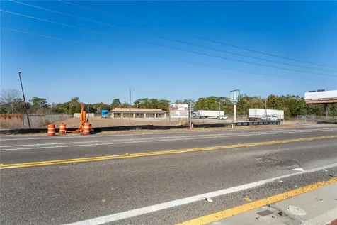 5273 Treiman Boulevard Dade City FL 33523