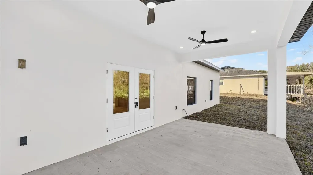 257 Lago Vista Street Debary FL 32713