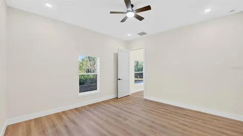 257 Lago Vista Street Debary FL 32713