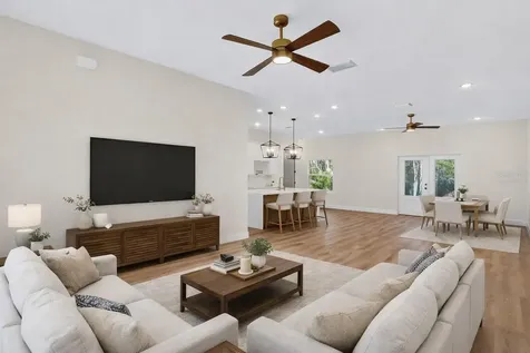 257 Lago Vista Street Debary FL 32713