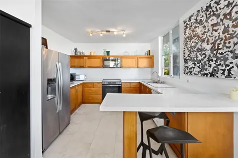 424 Del Valle Street Monteflores Dev San Juan PR 00915