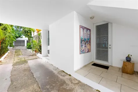 424 Del Valle Street Monteflores Dev San Juan PR 00915